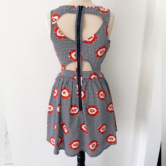 Pinky Retro Floral Cut Out Dress, Size Small, Navy, White, Red - Picture 5 of 11